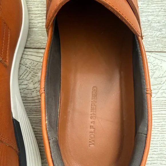 Men Wolf & Shepherd Crossover Loafer Honey/Brown and White Shoes Size 10.5 - Picture 2 of 5